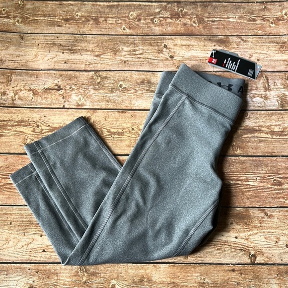 Under Armour Compression Heat Gear Capris - Picture 1 of 5